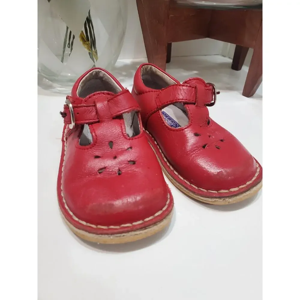 L'AMOUR Red Leather Mary Jane Girls Shoes Size 6